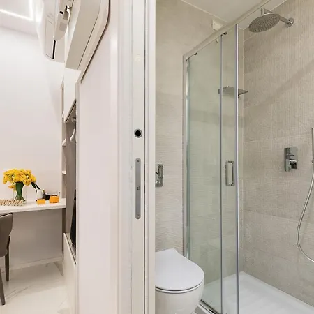 ゲストハウス Cavour