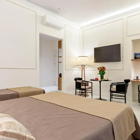 Cavour 4*