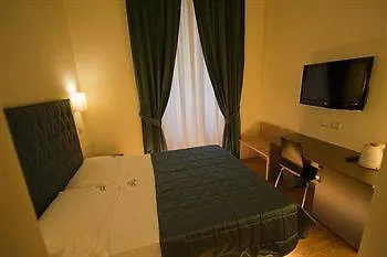 Cavour 4*