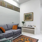 Cavour Konukevi 4*